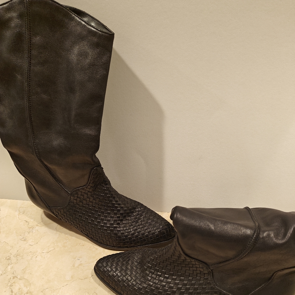 VINTAGE 80s Braided Black Leather Western Boots - Size 8M